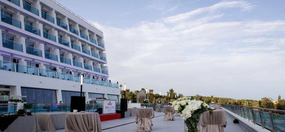 GRAND LUXOR photo 2