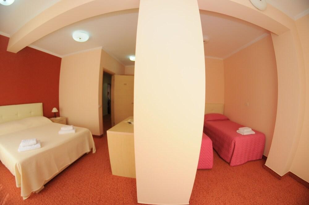 Signature Idea Hotel photo 3