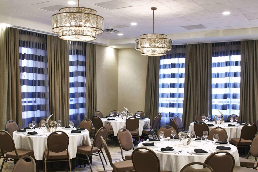 HILTON GARDEN INN PHOENIX DOWNTOWN photo 3