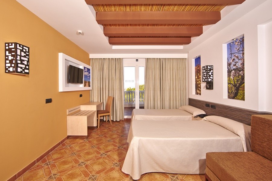 PALMA BAY CLUB photo 2