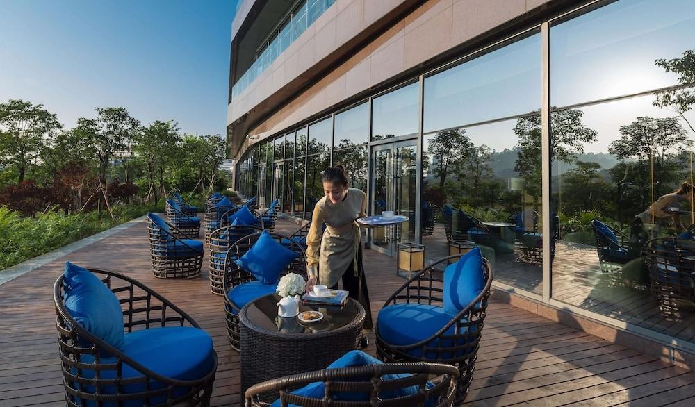 DoubleTree by Hilton Guangzhou - Science City photo 3