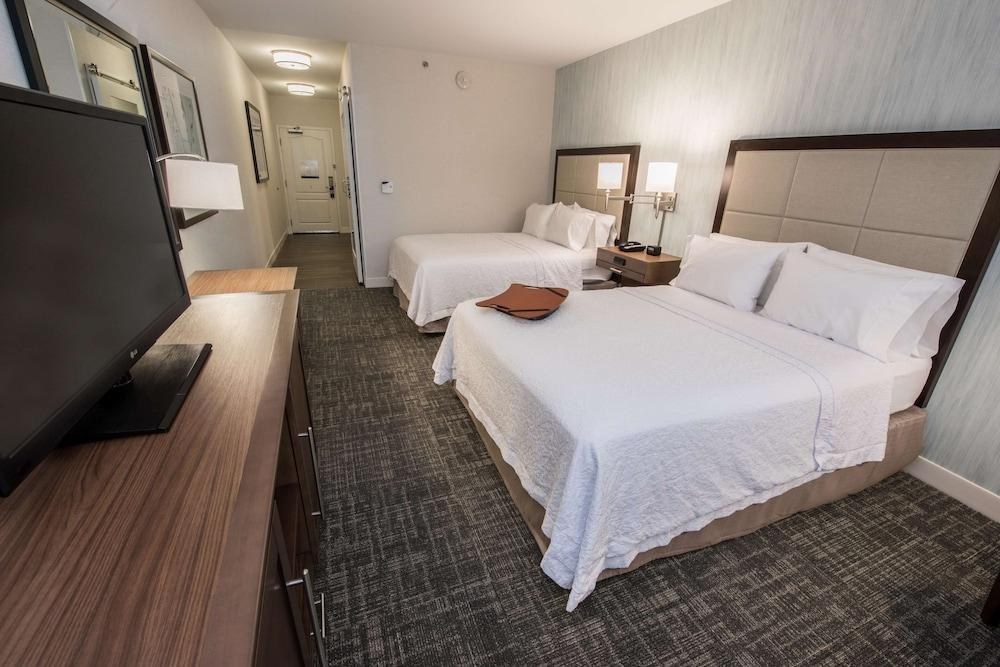 Hampton Inn Albany-Western Ave/University Area photo 4