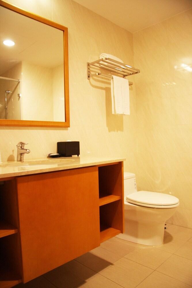 Fushin Hotel Tainan photo 2