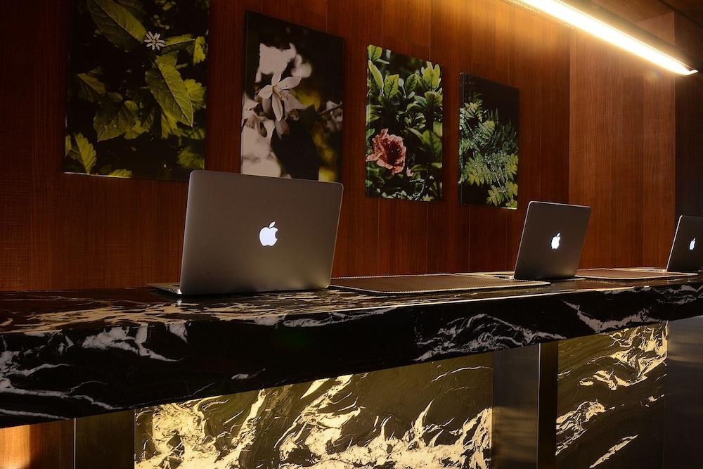 Inhouse Hotel Taichung photo 4