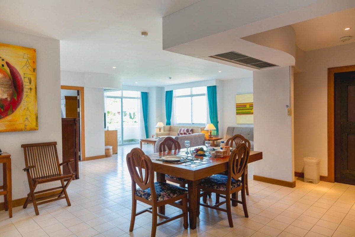 WATERFRONT SUITES PHUKET BY CENTARA photo 2