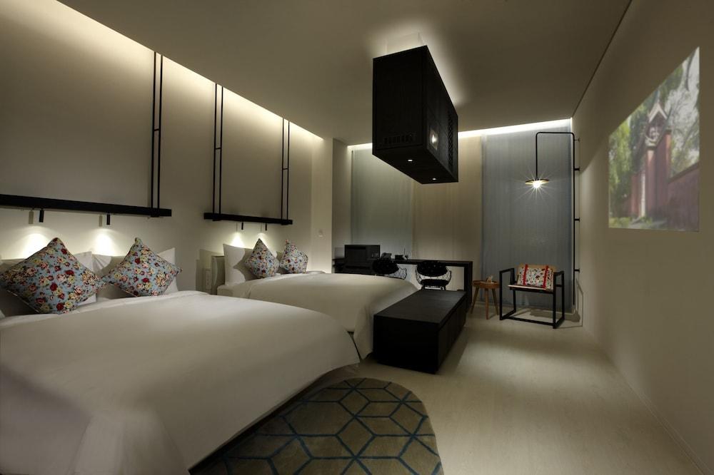 THE PLACE TAINAN photo 2