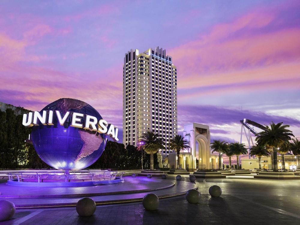 PARK FRONT AT USJ photo 2