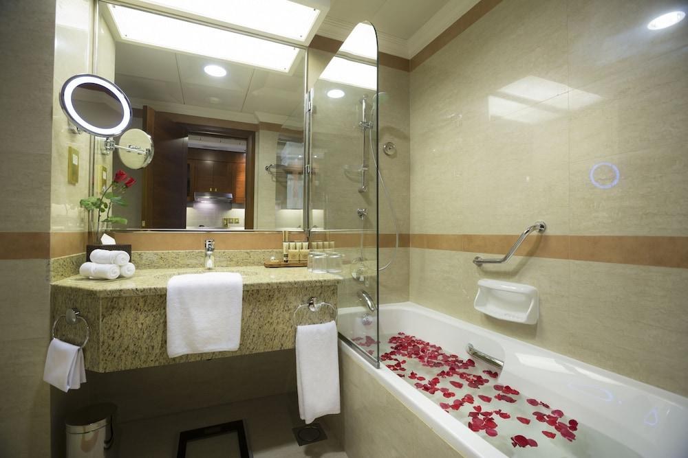 Majlis Grand Mercure Residence Abu Dhabi photo 2