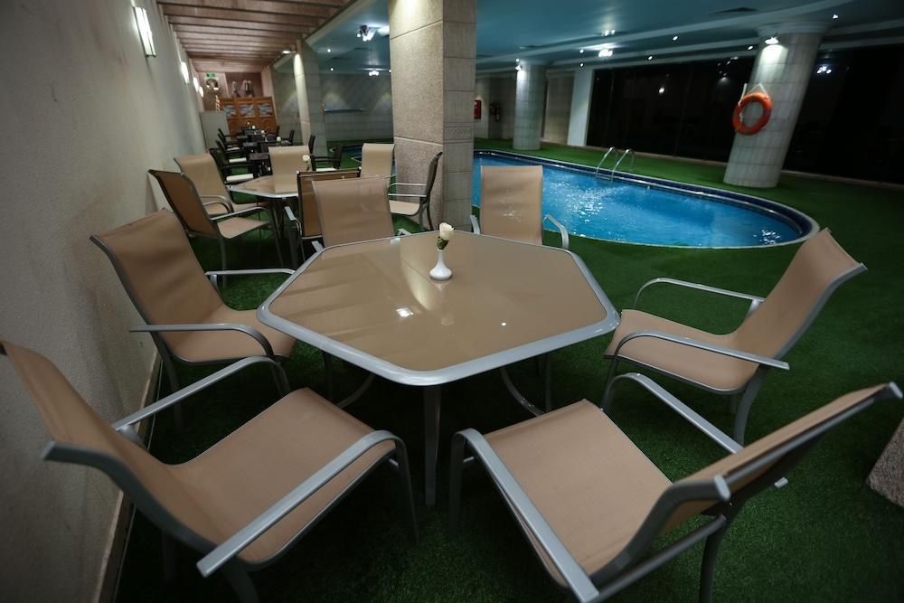 HOWARD JOHNSON HOTEL photo 4