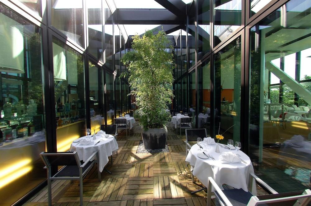HYPERION HOTEL BASEL photo 2