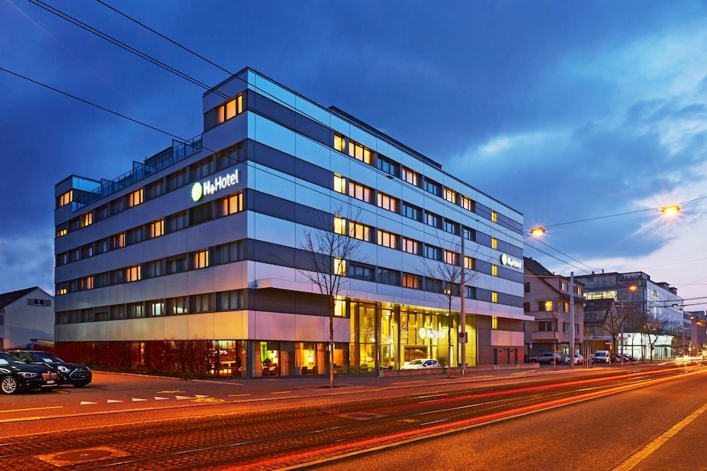 H+ HOTEL ZURICH photo 3