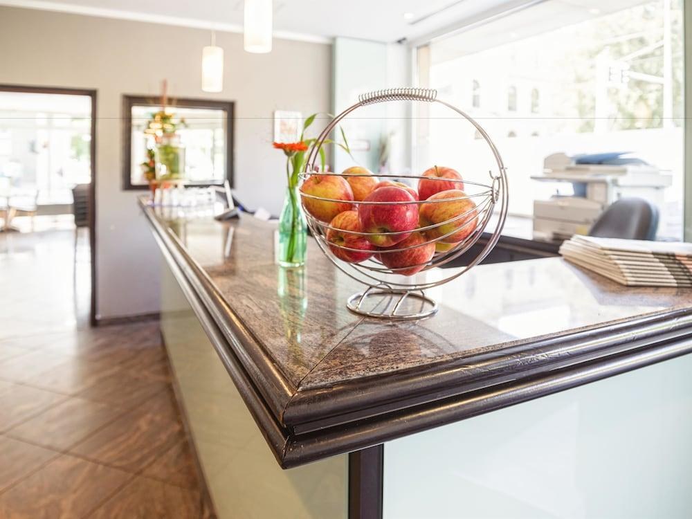 HOTEL BERLIN MITTE BY CAMPANILE photo 3