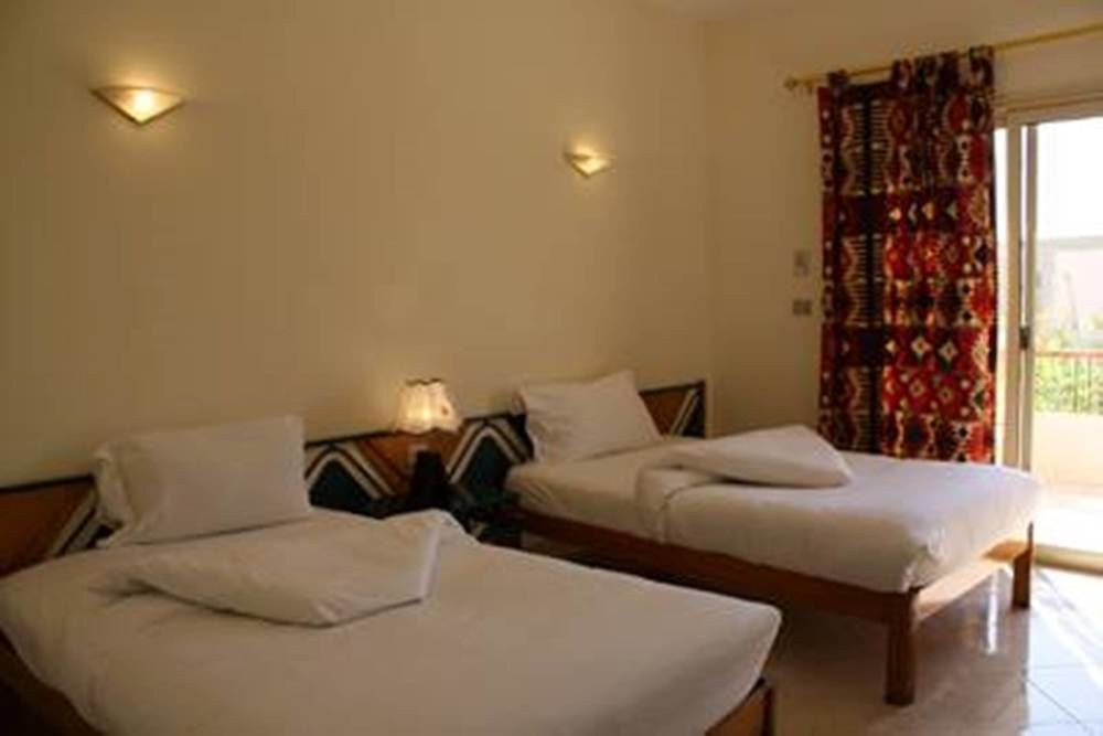 New Memnon Hotel photo 1