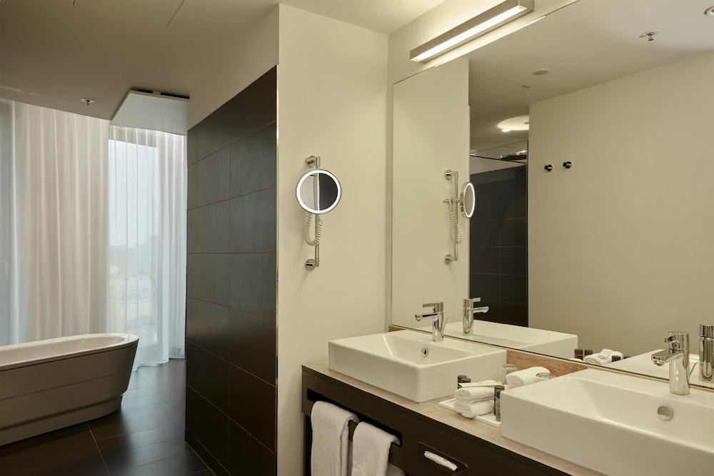 HYPERION HOTEL HAMBURG photo 3