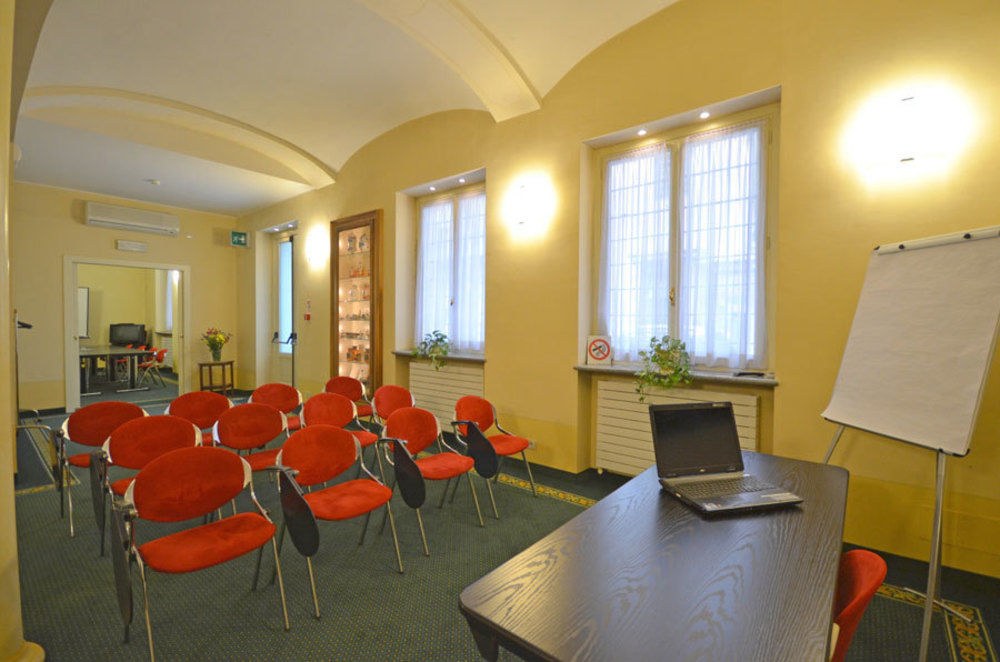 Roma E Rocca Cavour photo 1