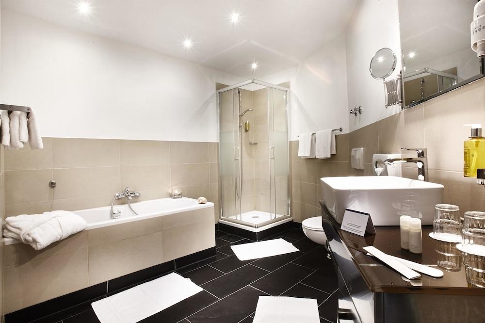 HOTEL KIEL BY GOLDEN TULIP photo 4