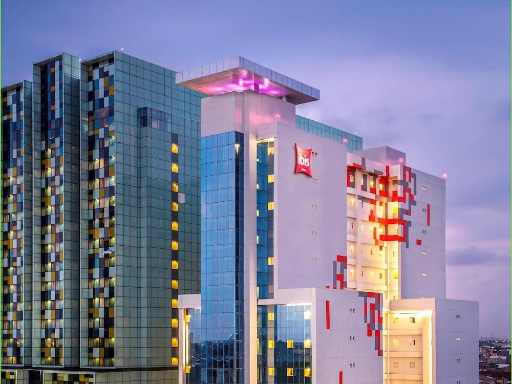 IBIS JAKARTA HARMONI photo 3
