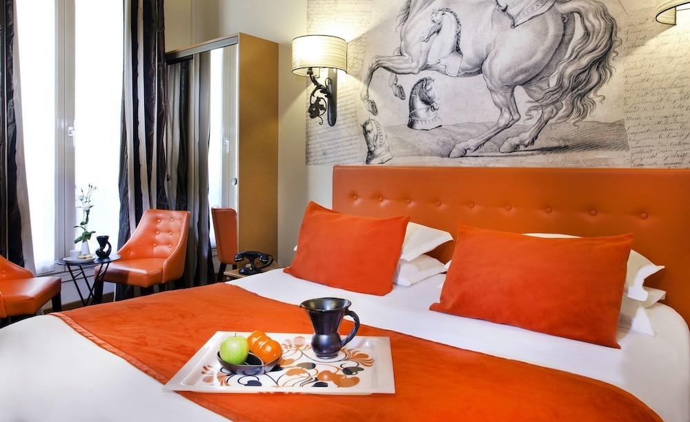 HOTEL DES DUCS D'ANJOU photo 2