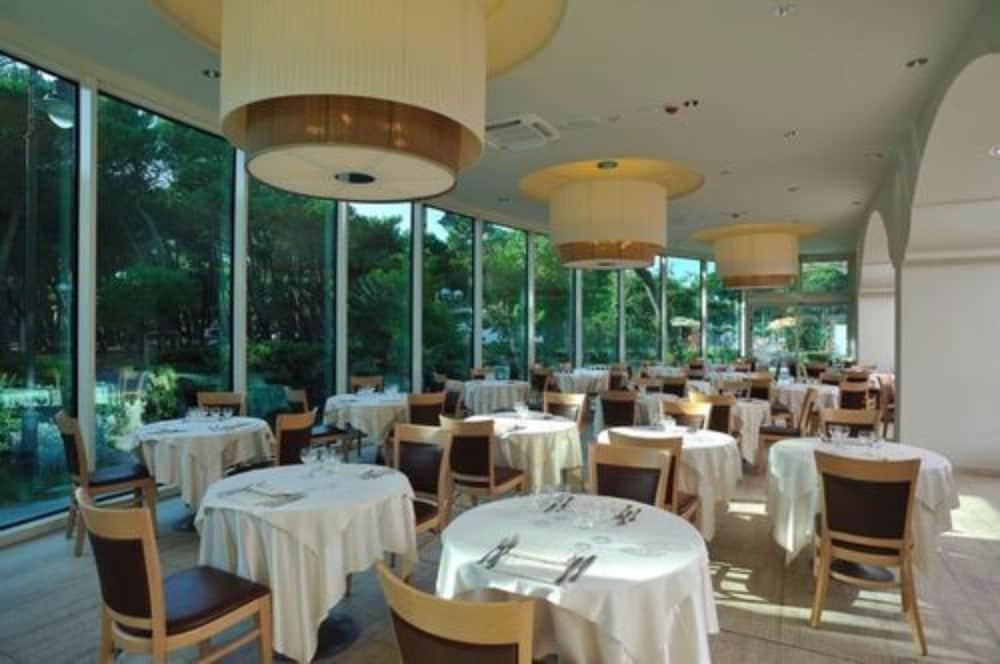 ADRIA HOTEL photo 3