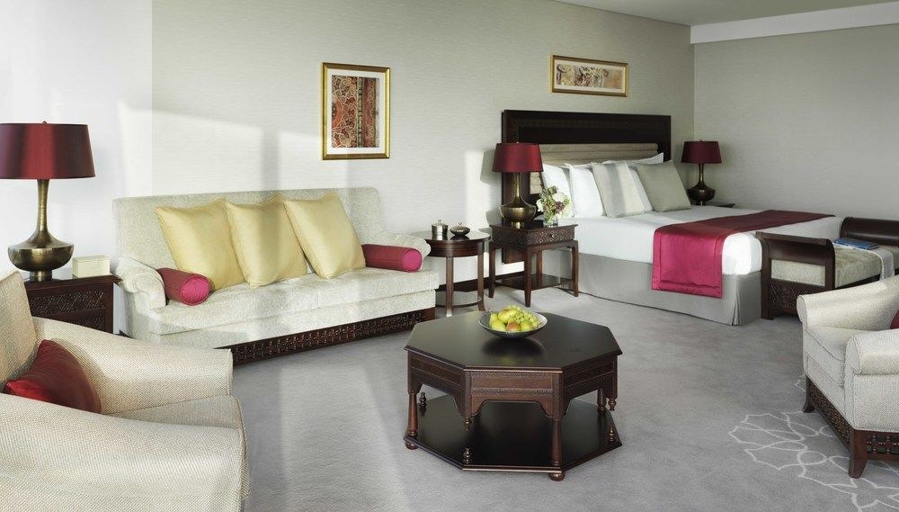 Bab Al Qasr Hotel photo 1