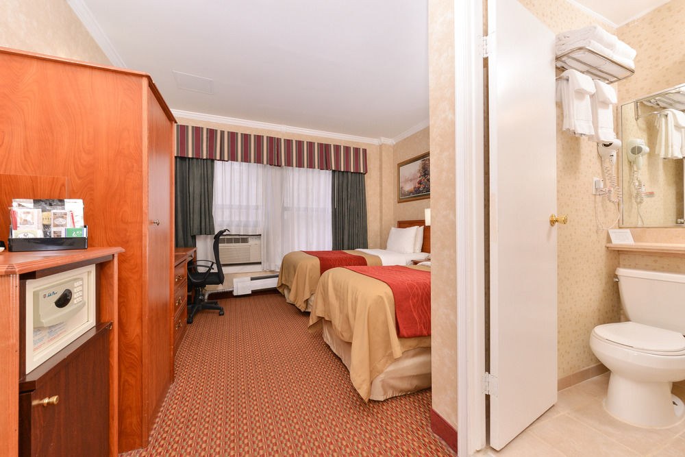 Heritage Hotel photo 2