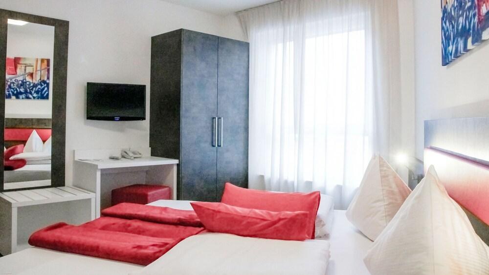 MERAN CITY HOTEL photo 2