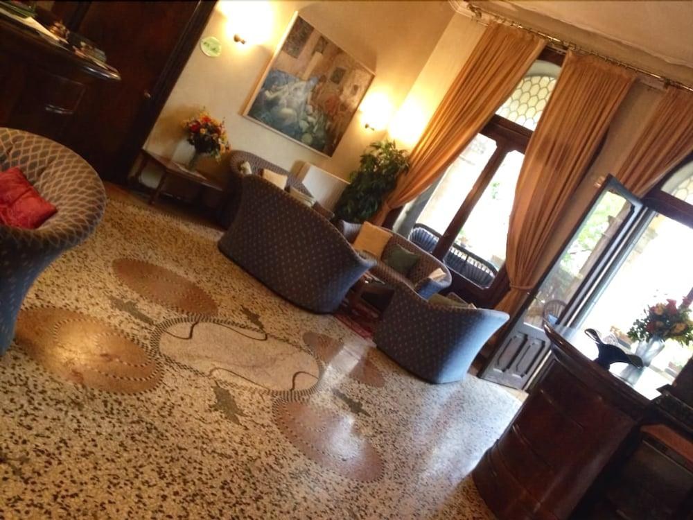 HOTEL VILLA PARCO photo 4