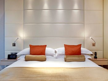 Cheval Three Quays photo 2