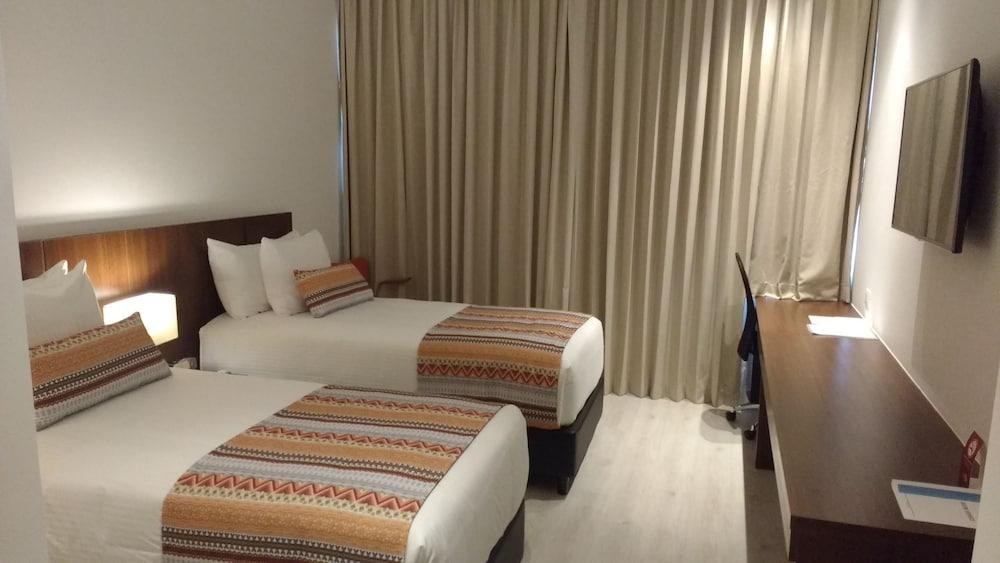 Best Western Plus Santa Marta Hotel photo 3