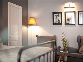 THE WARRINGTON HOTEL