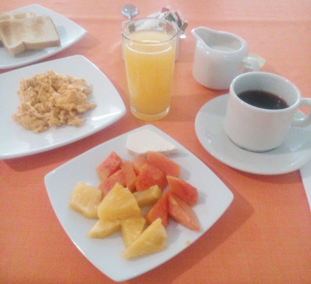 Hotel Cuarta Avenida photo 3