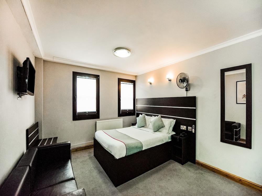 OYO EPSILON HOTEL STRATFORD photo 3
