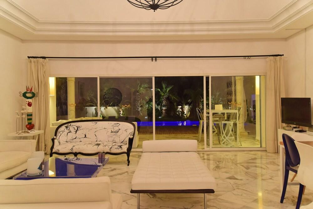 TUI BLUE OCEANA SUITES ONLY ADULTS photo 3