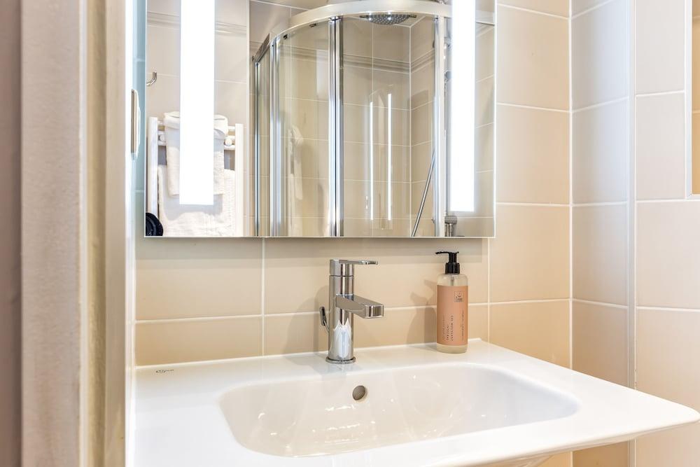 HOTEL PARIS D'ISSY PORTE DE VERSAILLES photo 4