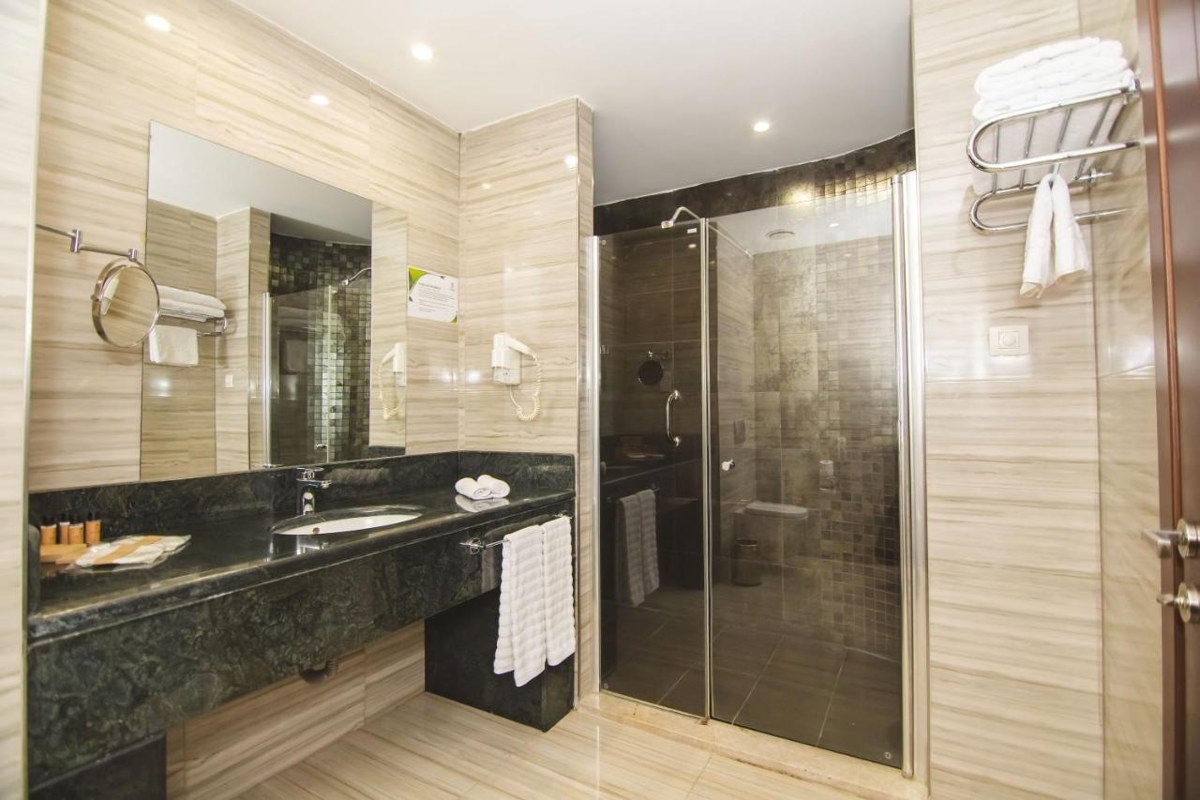 JRW WELMOND HOTEL & CASINO BATUMI photo 4