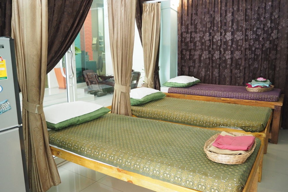BARON BEACH HOTEL