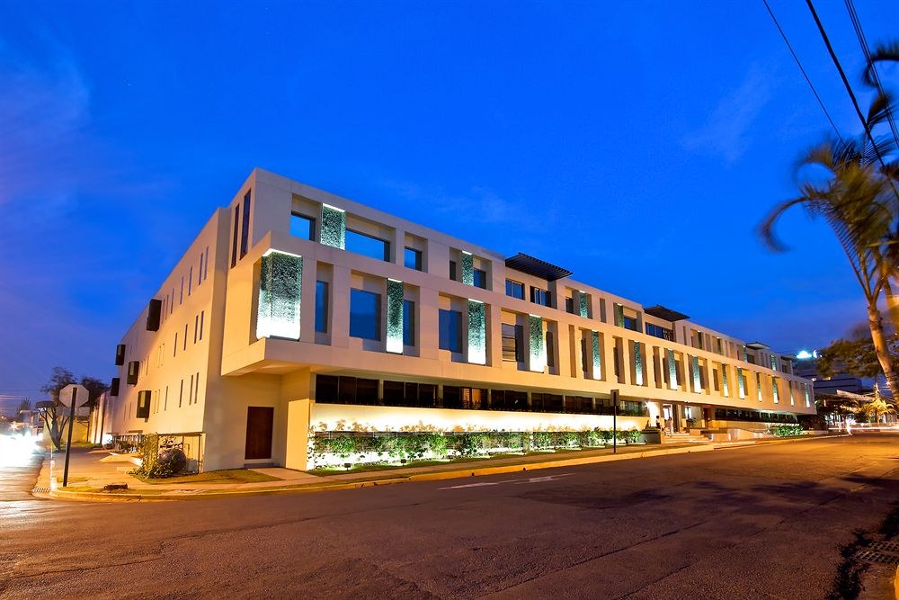 Autentico Hotel