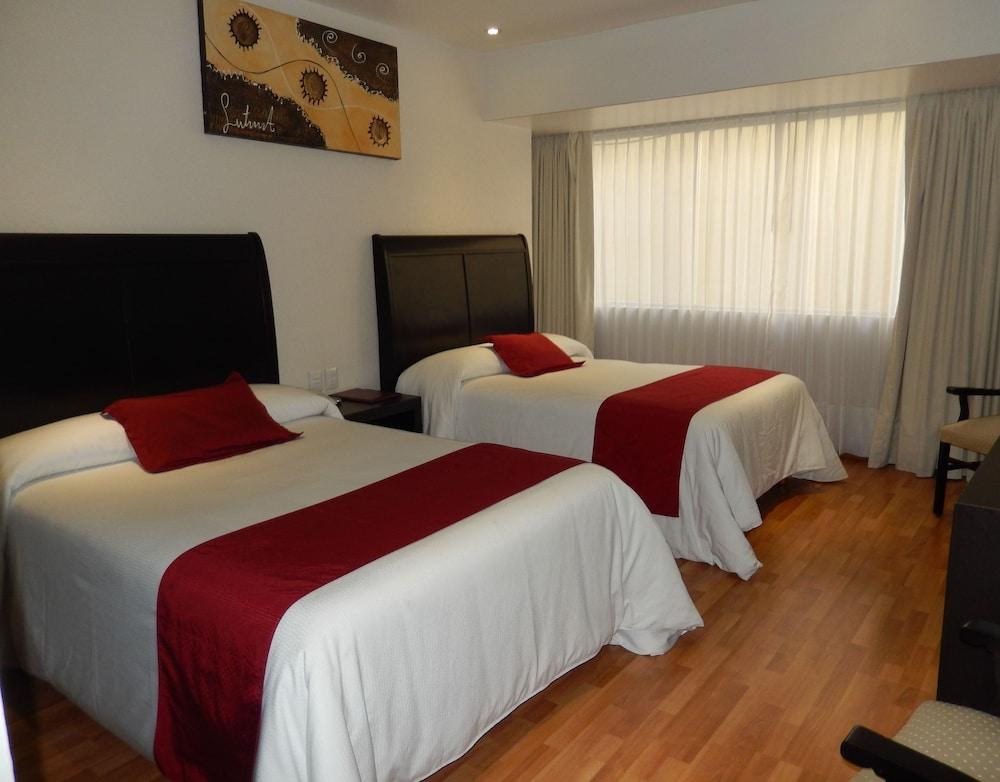 Hotel Roma photo 2