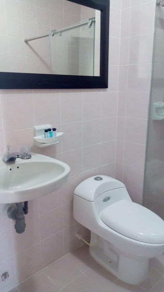 HOTEL YULDAMA RODADERO INN photo 3