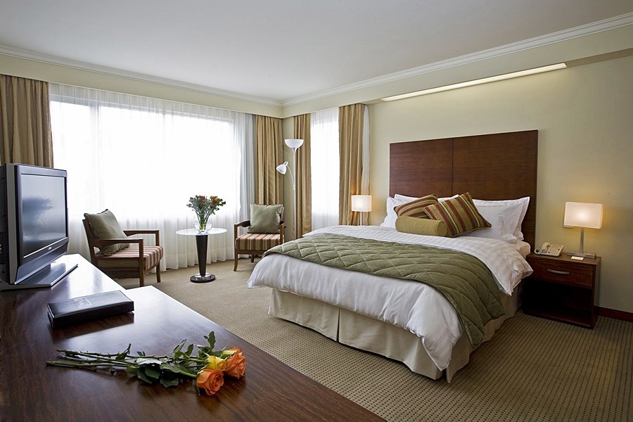 STUBEL SUITES & CAFE