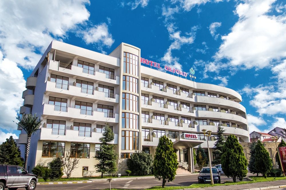 OXFORD HOTEL MAMAIA