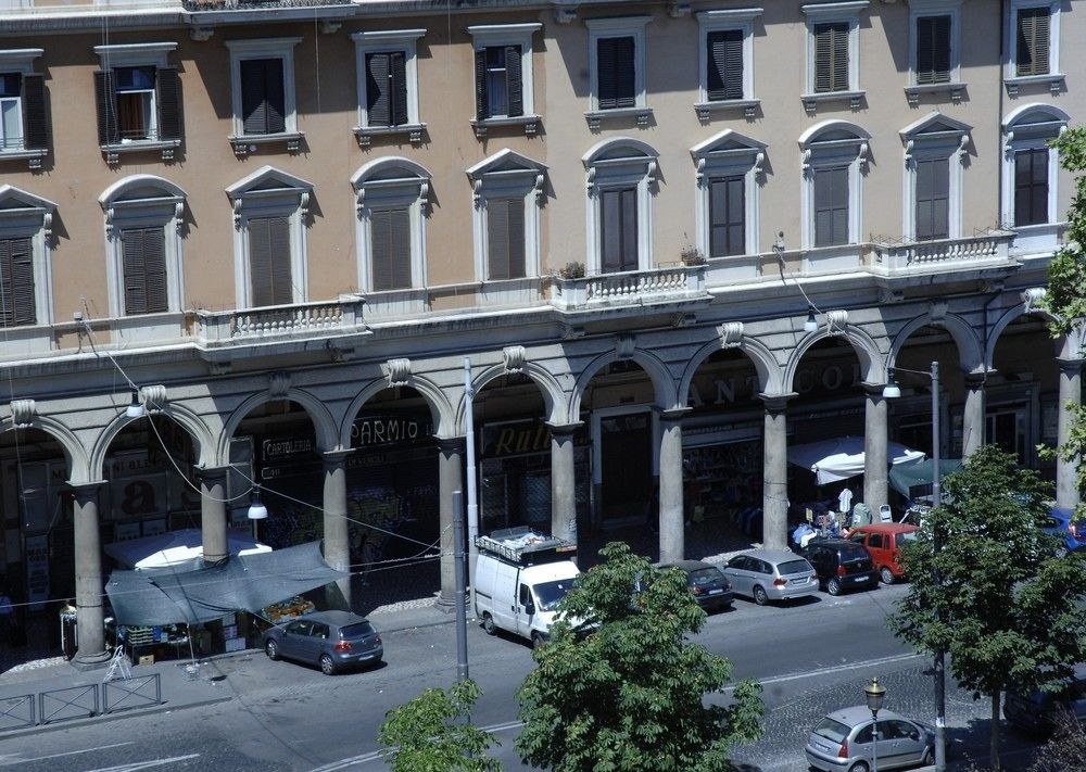 Rome Love photo 1