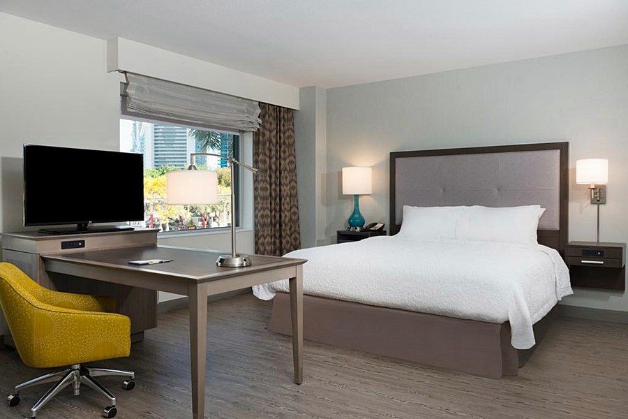 HAMPTON INN & SUITES MIAMI WYNWOOD DESIGN photo 1