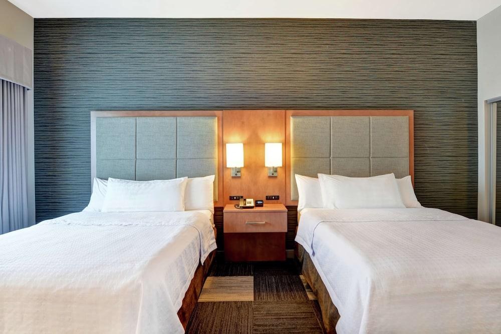 Homewood Suites by Hilton TechRidge Parmer @ I-35 photo 2