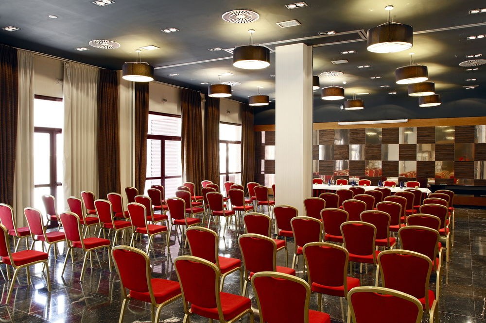 voco Madrid - Las Tablas by IHG