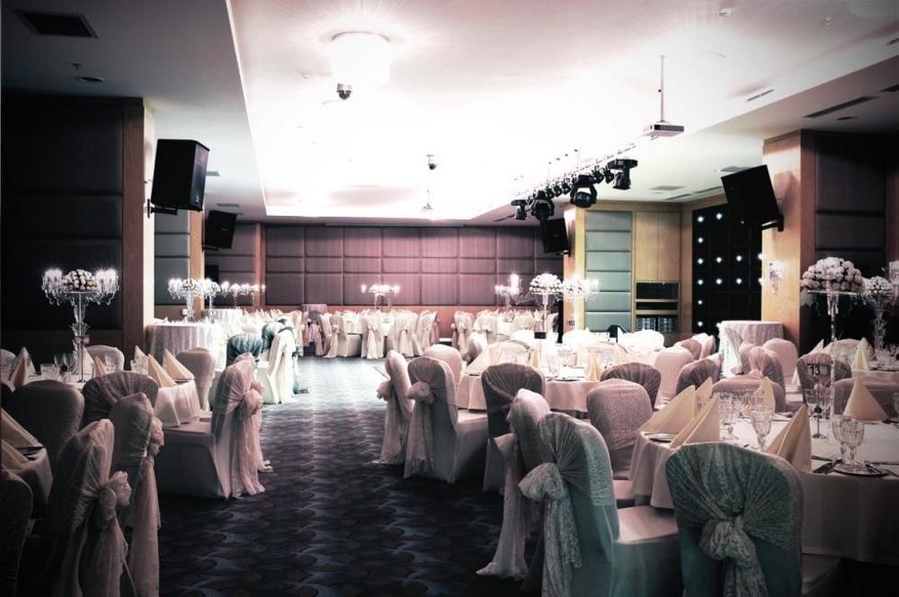 DEMORA HOTEL