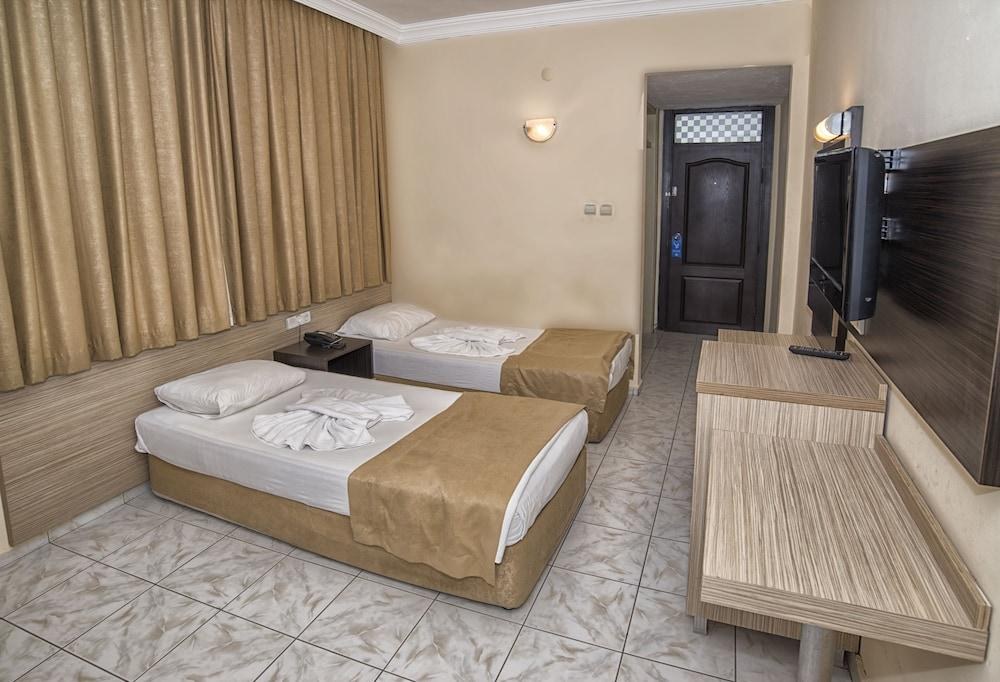KLEOPATRA BAVYERA HOTEL photo 2