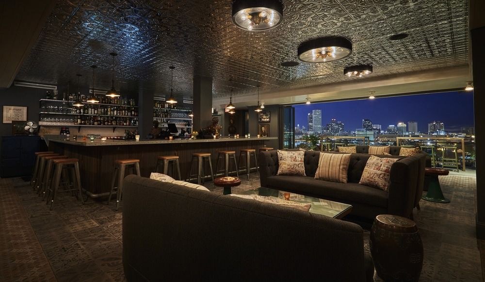 PONTCHARTRAIN HOTEL