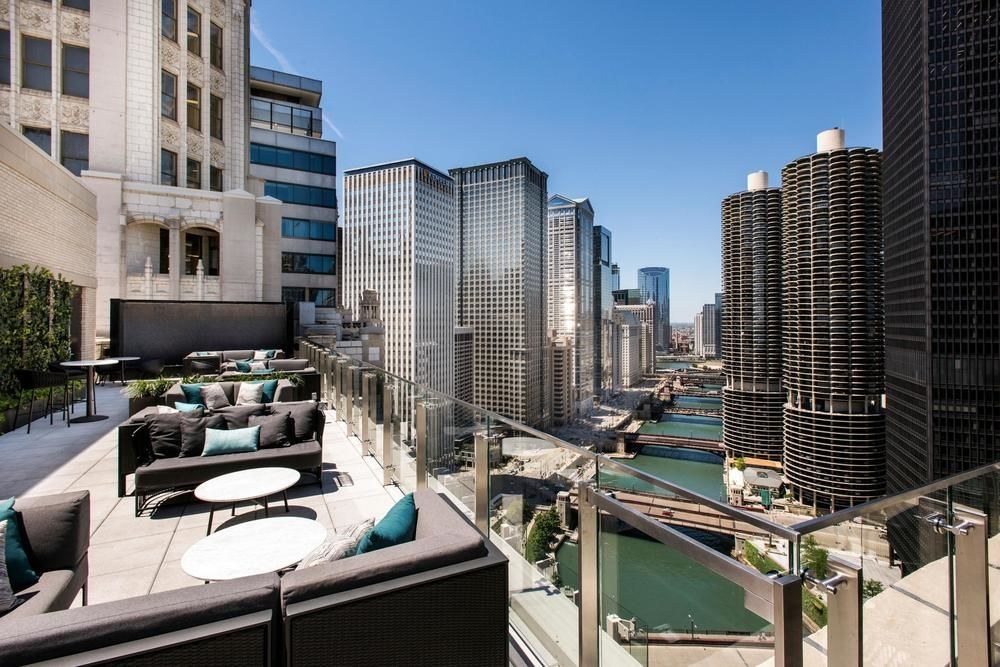LondonHouse Chicago, Curio Collection by Hilton photo 1