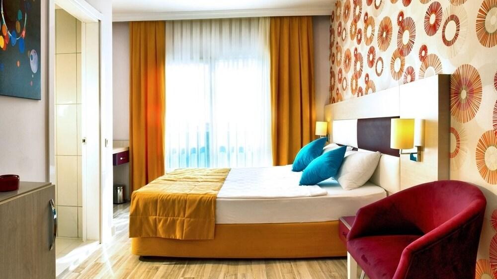 RAMADA RESORT SIDE photo 4